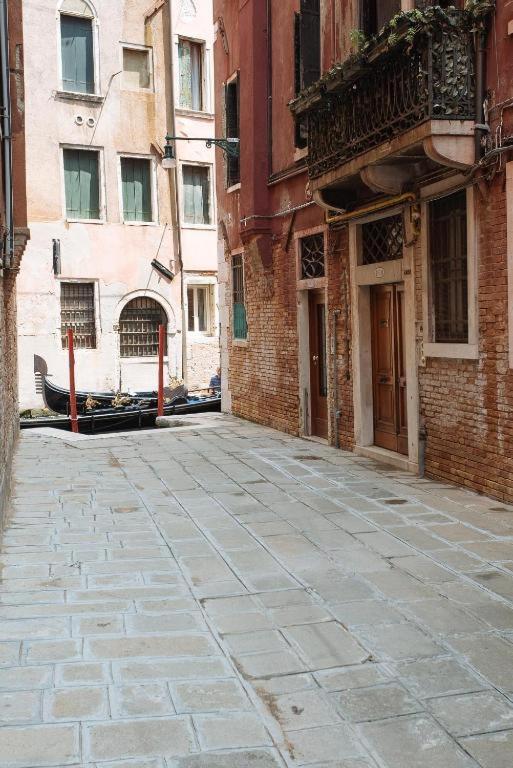 Ca Del Gambero Canal View البندقية المظهر الخارجي الصورة