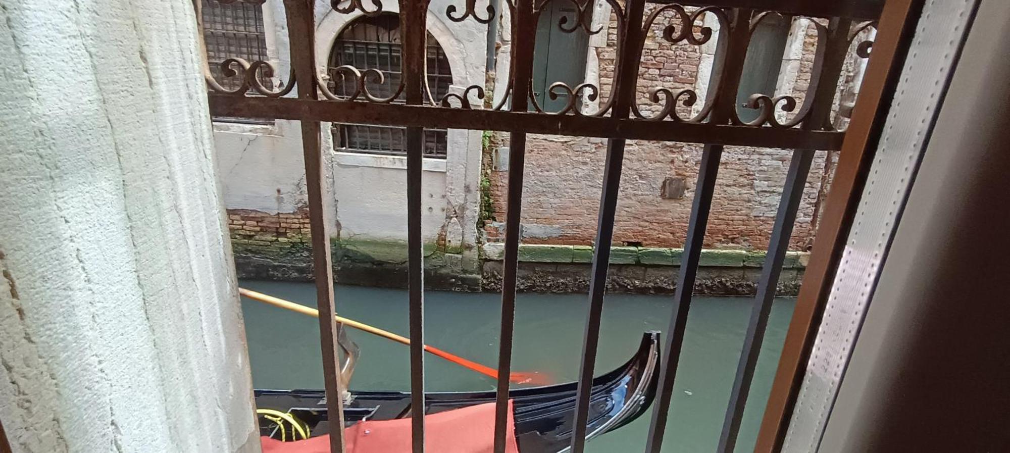 Ca Del Gambero Canal View البندقية المظهر الخارجي الصورة