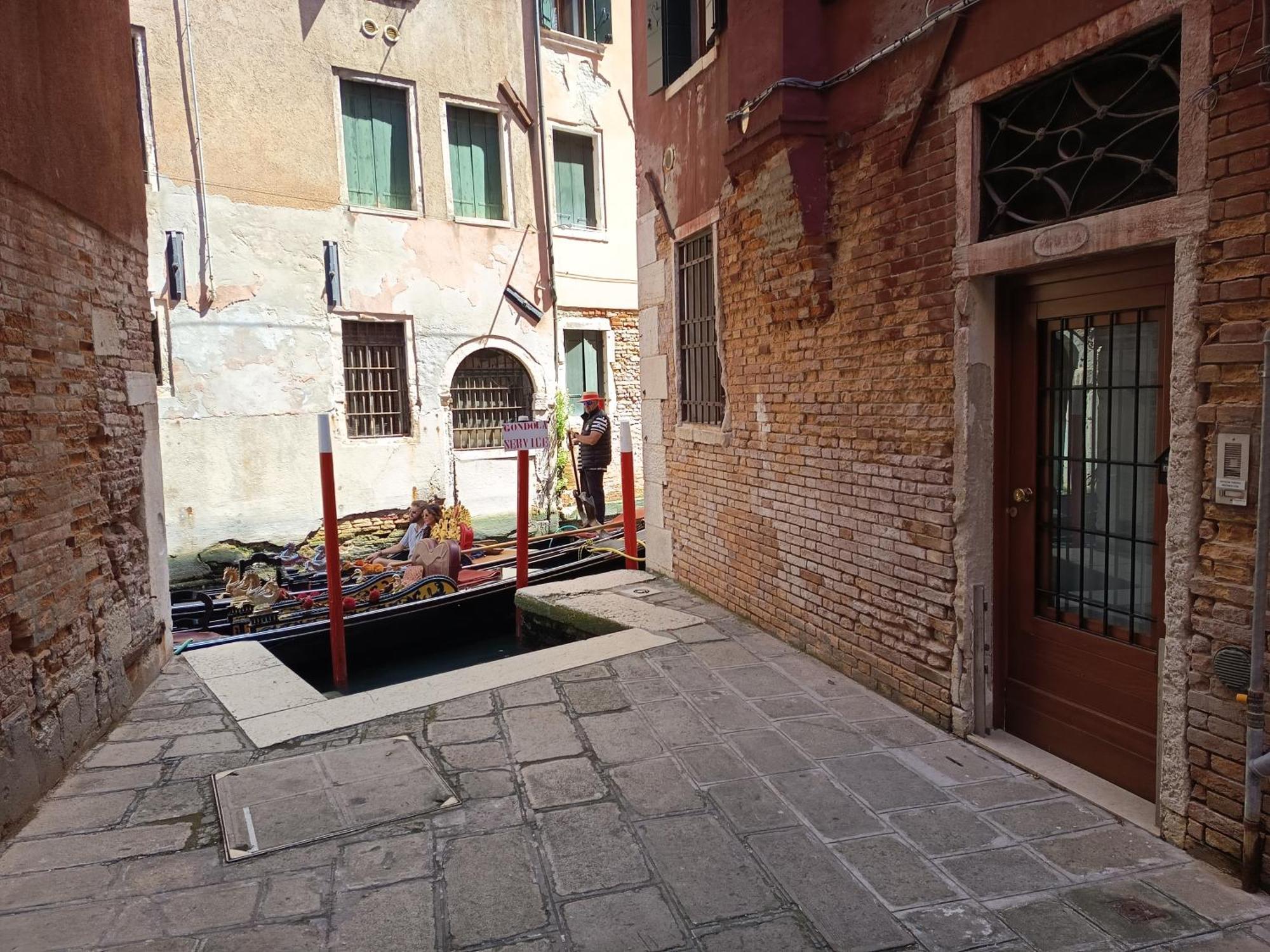 Ca Del Gambero Canal View البندقية المظهر الخارجي الصورة